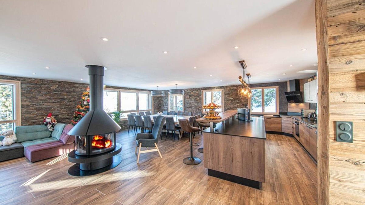 Le Grand Valtin Cottage | Spacious Chalet for 14 in Scenic Vosges – Spa, Games Room, Pet-Friendly