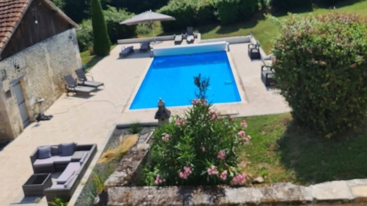 Champagne-et-Fontaine House | Spacious estate in superb Champagne-et-Fontaine with WiFi, endless opportunities