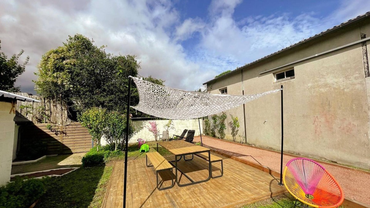 Lignieres-de-Touraine Cottage | Spacious family cottage near Villandry, with garden, pétanque and WIFI