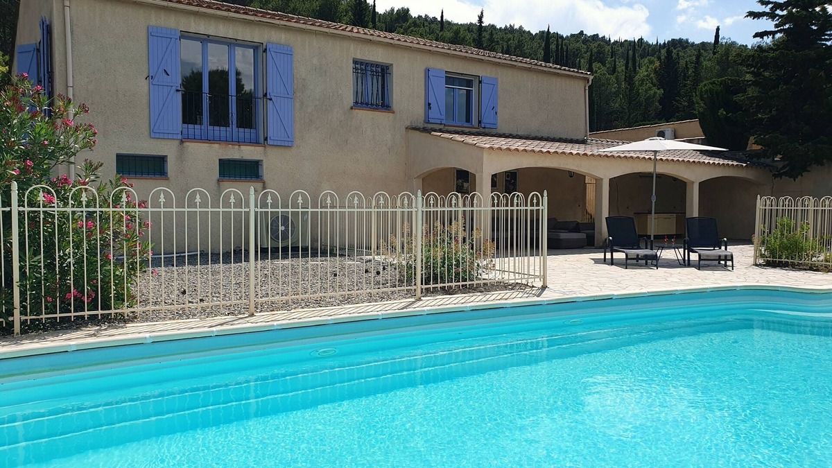 Montbrun-des-Corbieres Villa | Spacious villa with pool in Montbrun