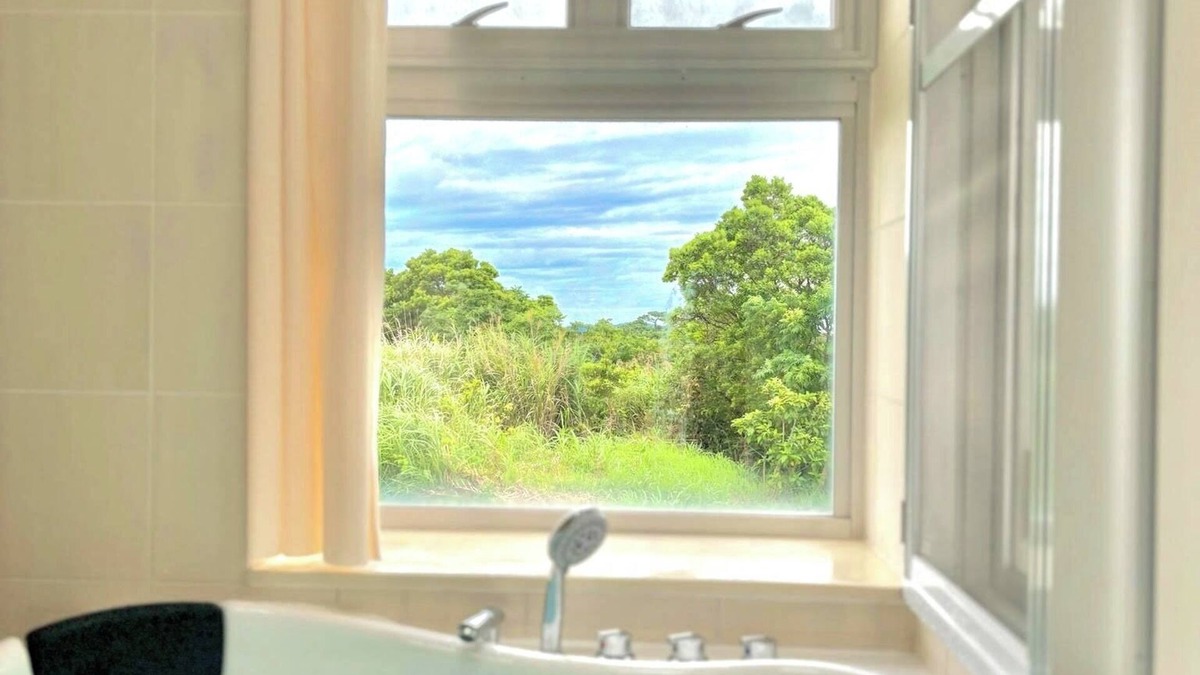 Yonashiroteruma House | Spacious garden Pet friendly Designer house for /Uruma Okinawa