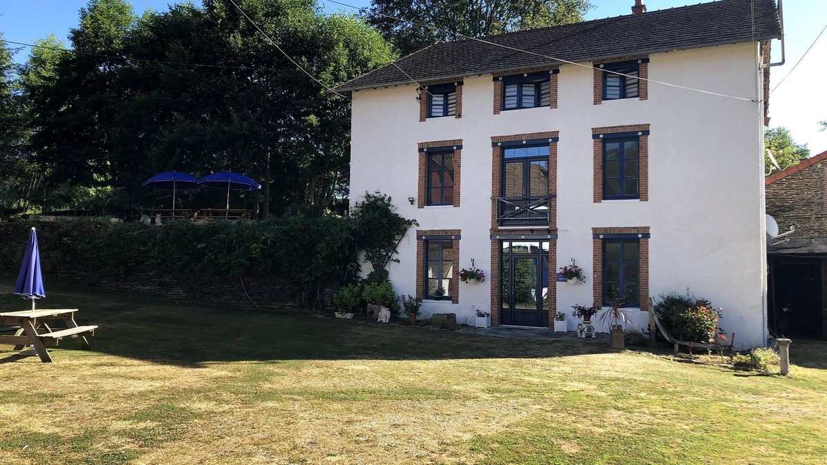 Moutier-Malcard House | Spacious Gite -great for families, set in the beautiful Creuse France
