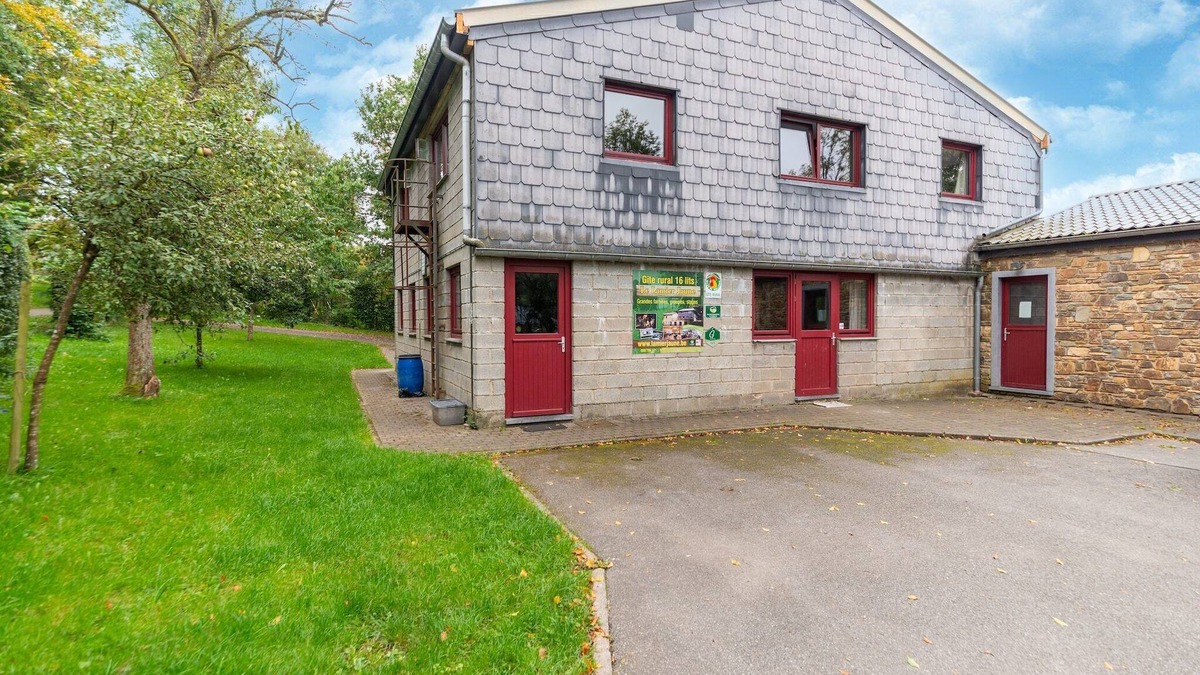 Trois-Ponts House | Spacious Group Stay in Wanne