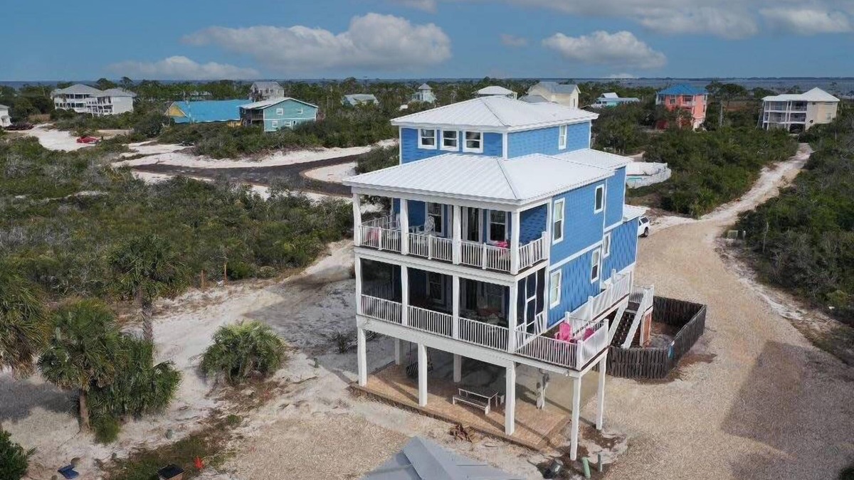 Cape San Blas House | Spacious Gulf View, 110 steps to the gulf, elevator, beach gear included!