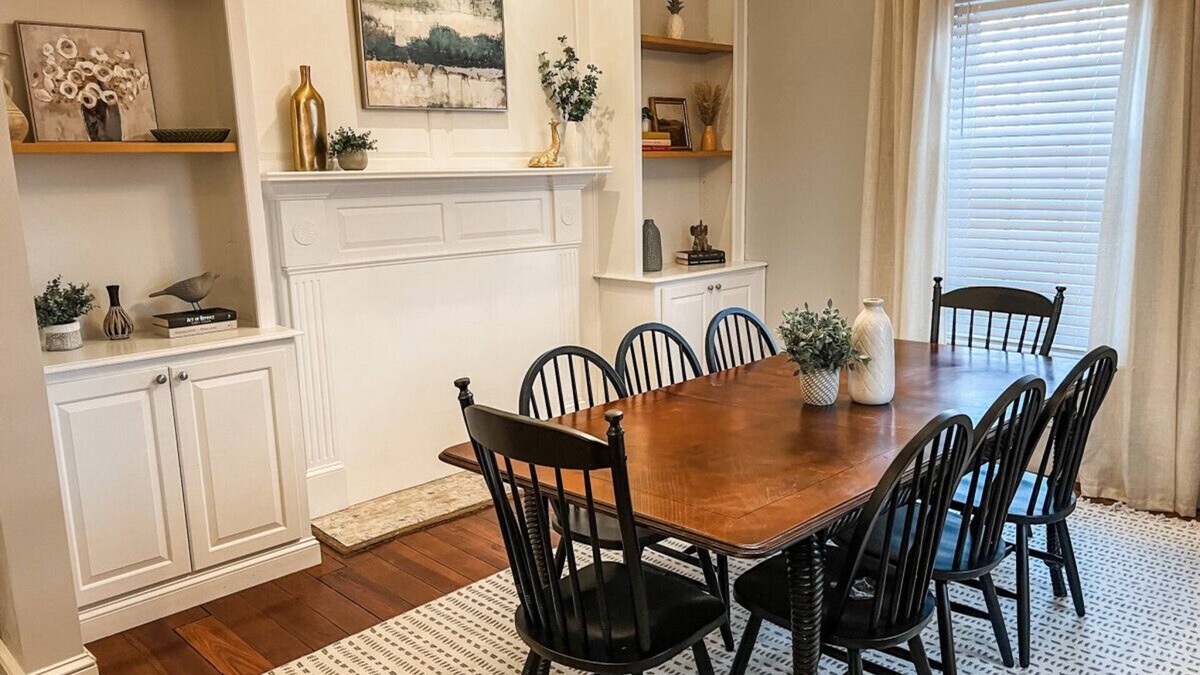 Downtown House | Spacious Historic Oakwood Retreat in the Heart of Downtown