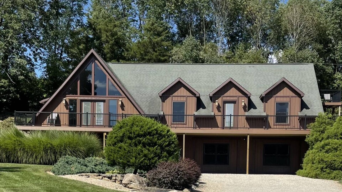 Laurelville Cabin | Spacious Hocking Hills Lodge/Cabin
