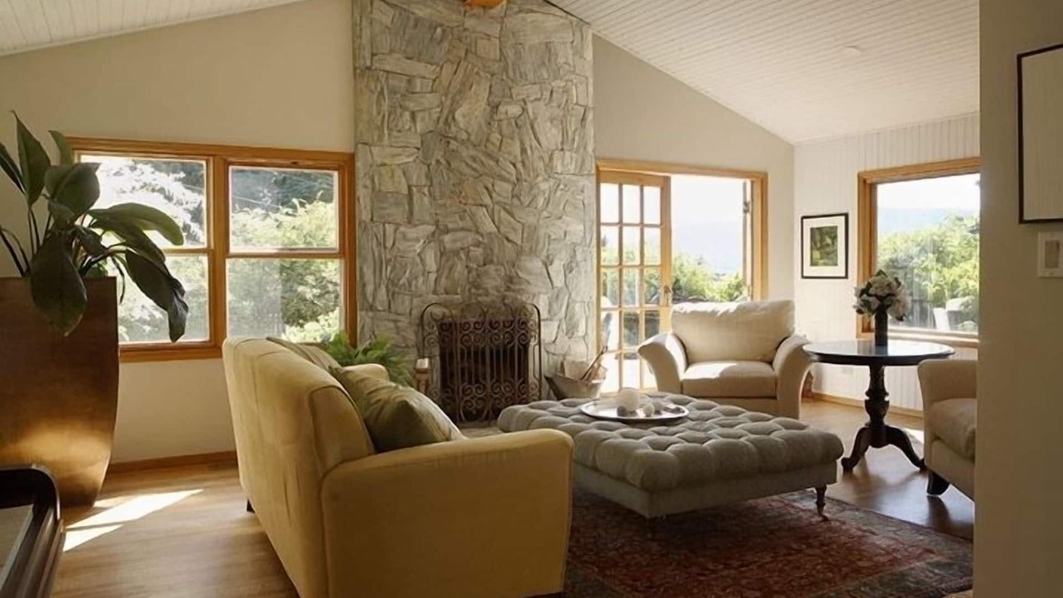 West Vancouver House | SPACIOUS home 3 bd * Reviews 5 min to BEACHES MTNS GOLF 20 min CITY has it all!n