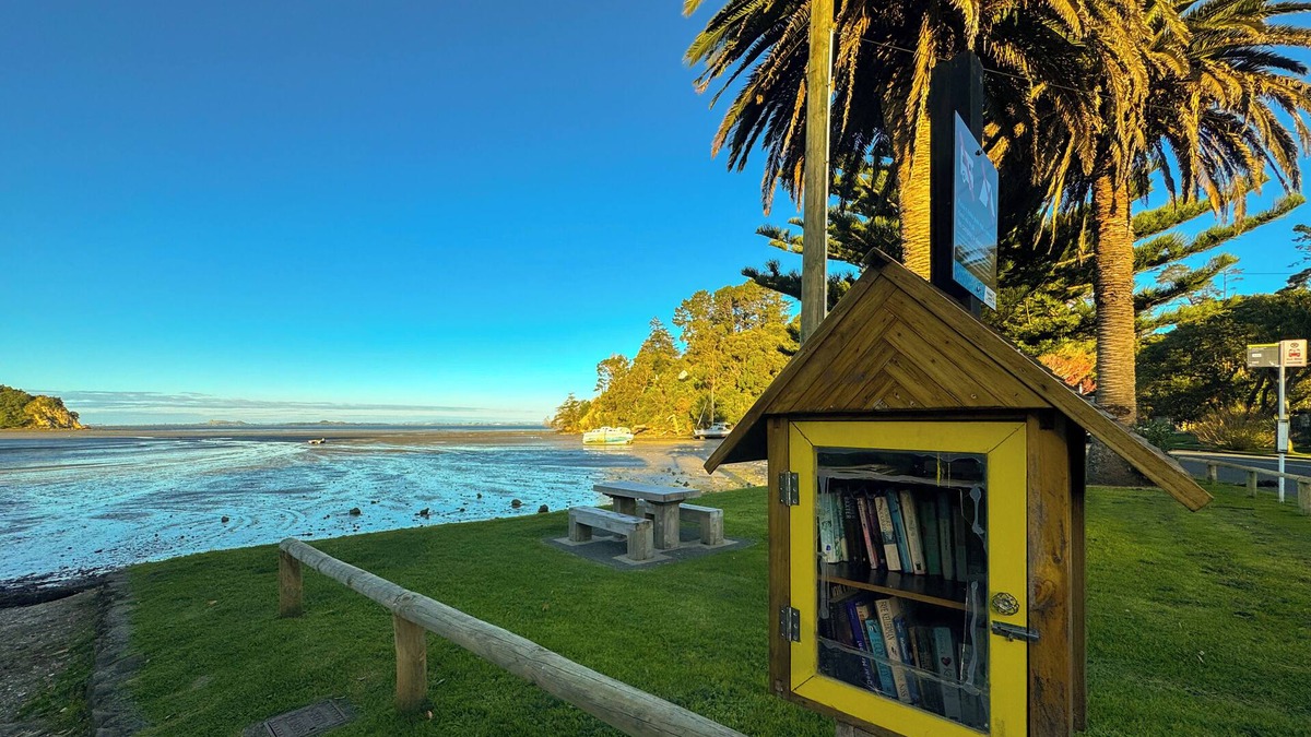 Laingholm House | Spacious Home in Laingholm