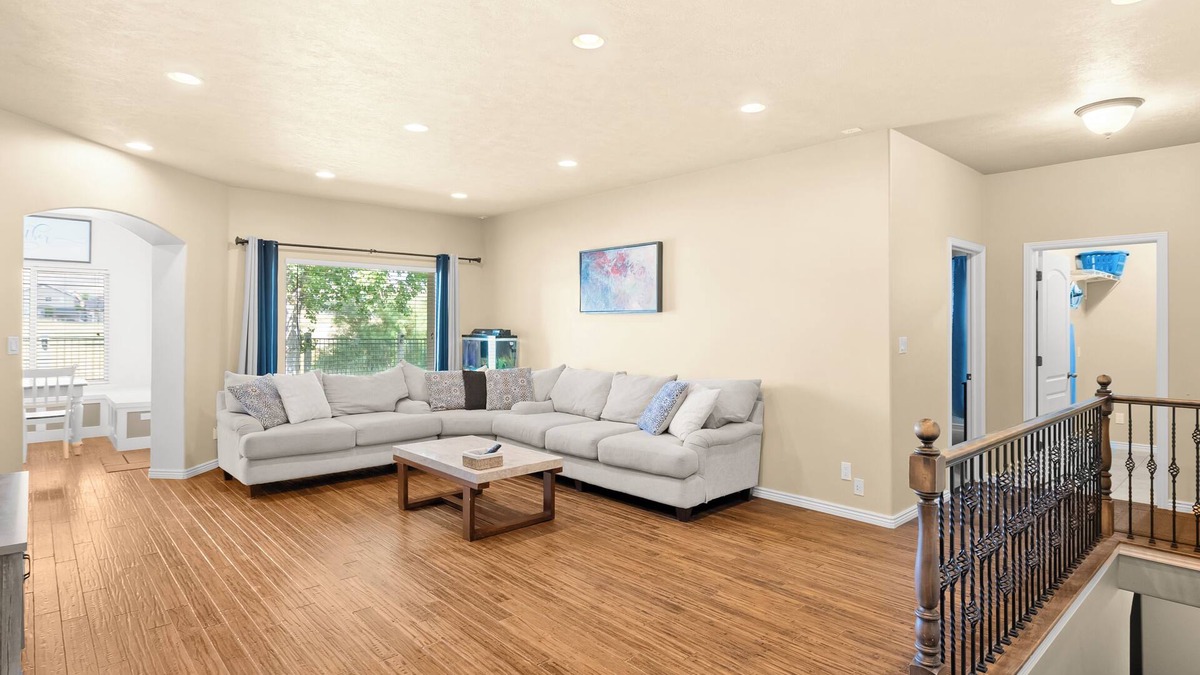 Eagle Mountain House | Spacious Home near Silicone Slopes