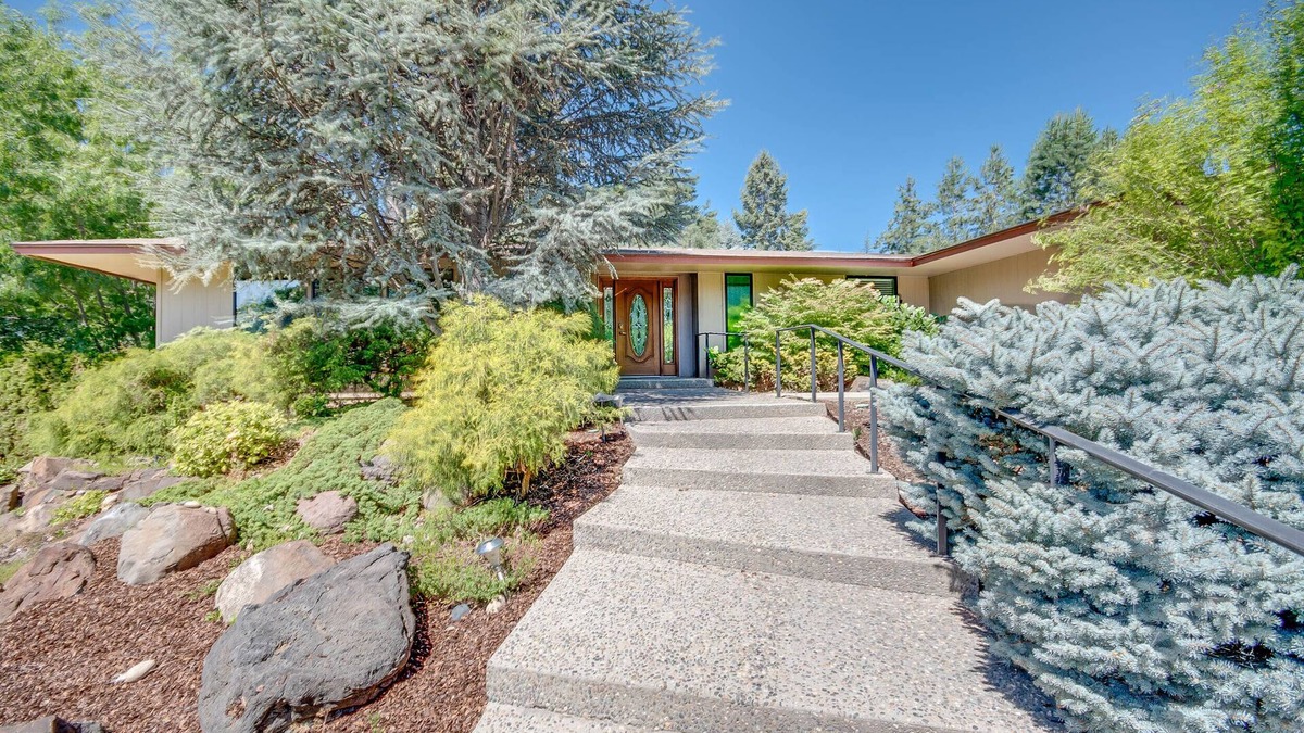 Richland House | Spacious home near River in Richland!