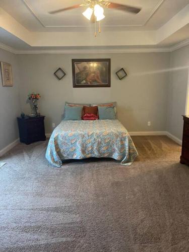 Elliott House | Spacious Home Near Shaw