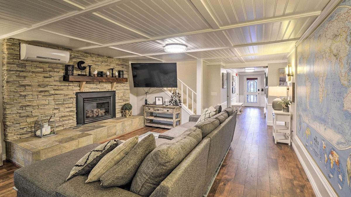Sequim House | Spacious Home w/Yard, 20 Miles to Olympic NP
