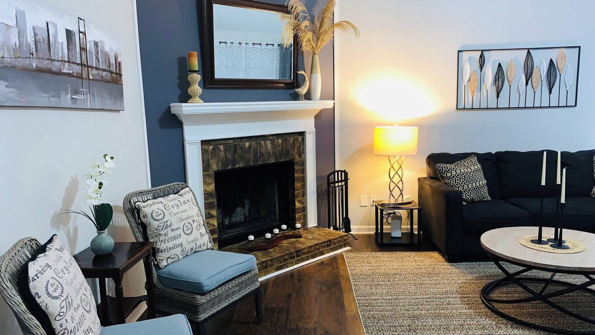 Gracewood House | Spacious Home with parking in Augusta & Fort Eisenhower