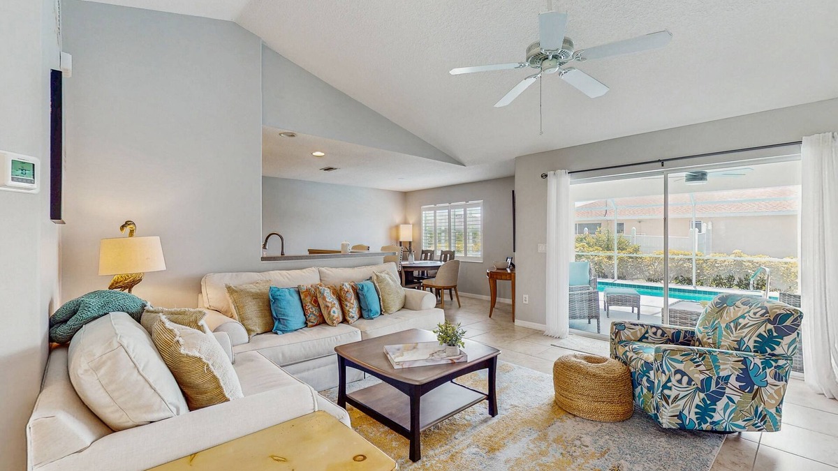 South Venice House | Spacious home with private saltwater heated pool, gas grill, close to the beach
