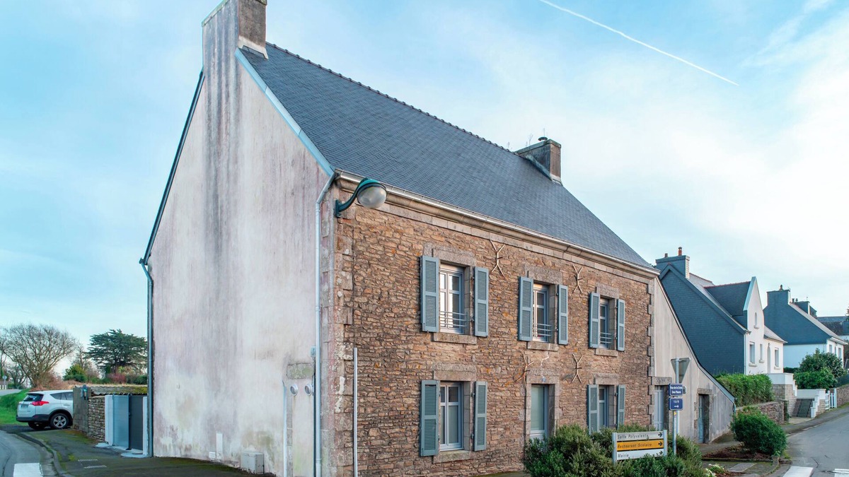 Rosporden House | Spacious house 20 min from the sea outdoor space & near GR34 for family