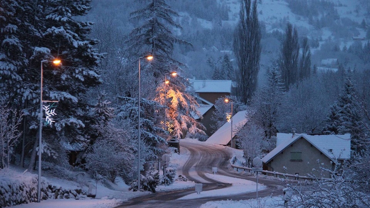 Saint-Etienne-en-Devoluy House | Spacious house, atmosphere quiet chalet, 3 minutes from the ski resorts