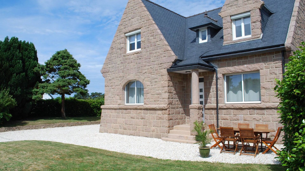 Pleumeur-Bodou House | Spacious house completely renovated on the pink granite coast (Côtes d'Armor)