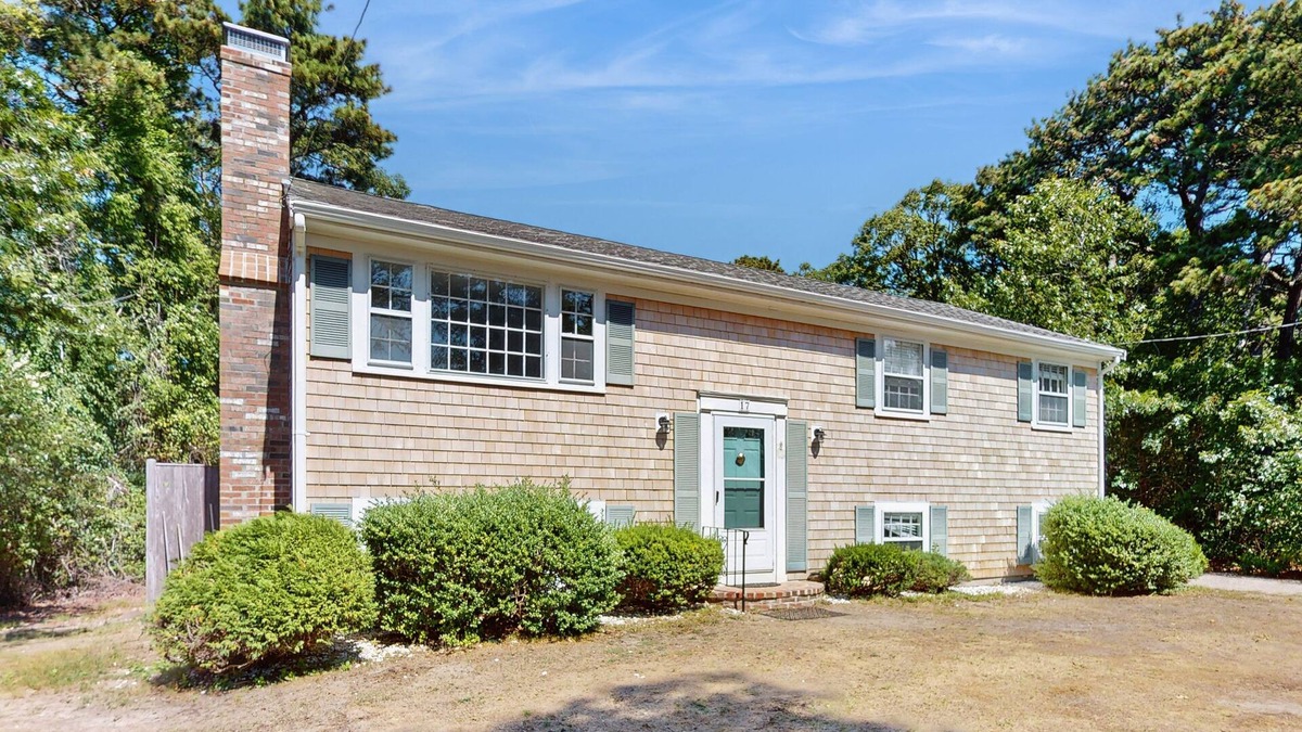Dennis Port House | Spacious house close to town and beach with AC, W/D, games, deck, & grill