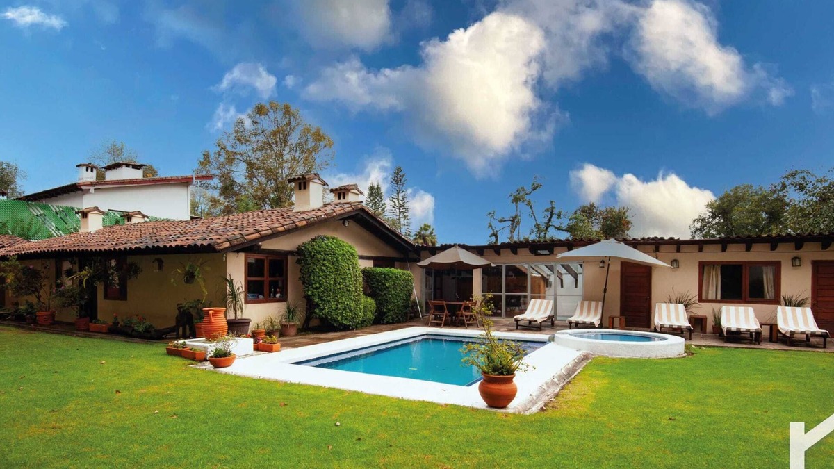 Avandaro House | Spacious House in Avándaro with Pool