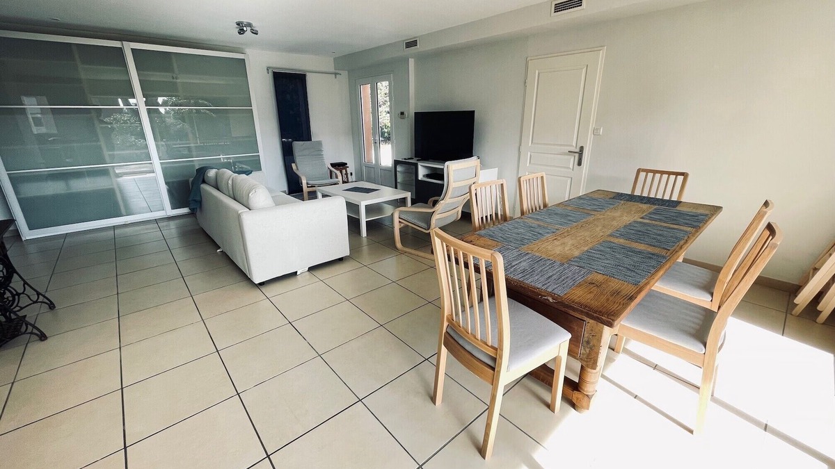 Cote Pavee House | Spacious house with large garden and swimmingpool
