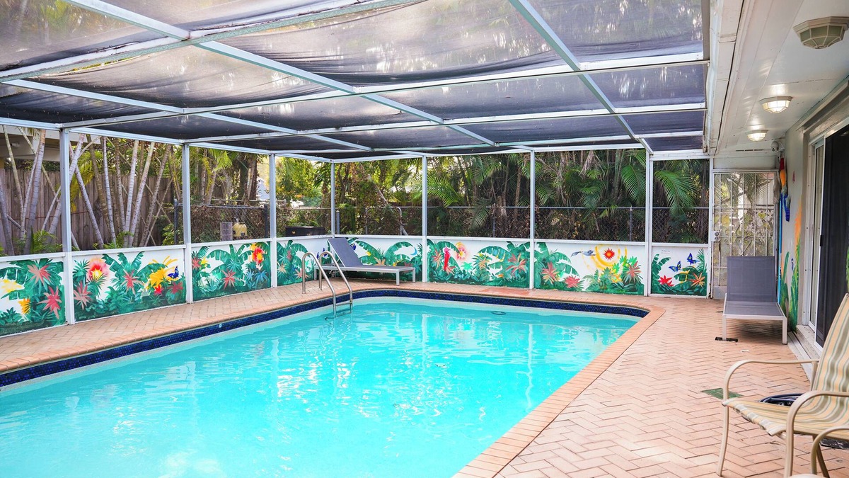 North Central Hollywood House | Spacious house with private pool, close to Hollywood Beach