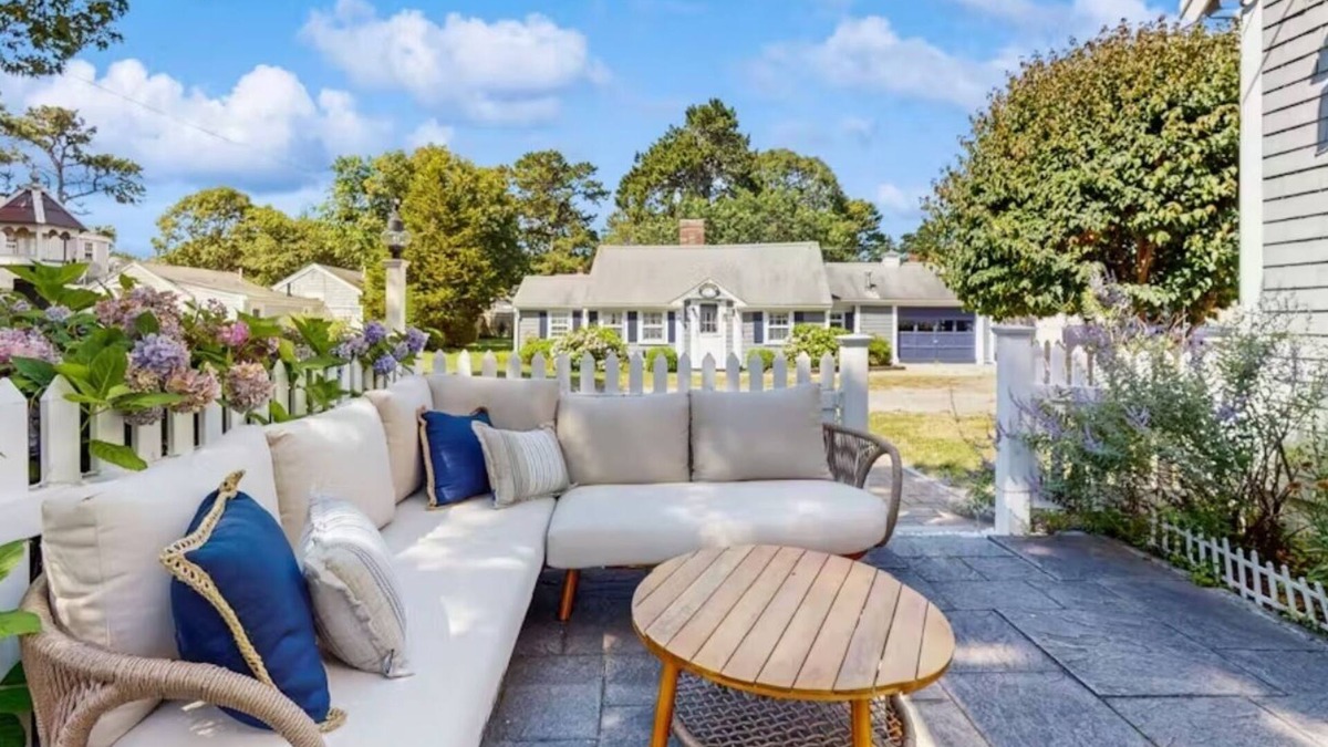 Dennis Port House | Spacious house within walking distance to Sea Street Beach + Pelham House