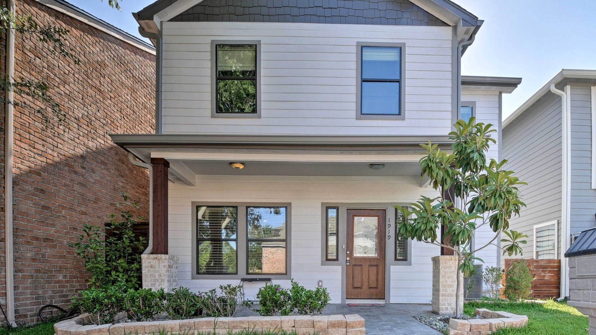 Briarforest House | Spacious Houston Home ~ 16 Mi to NRG Stadium!