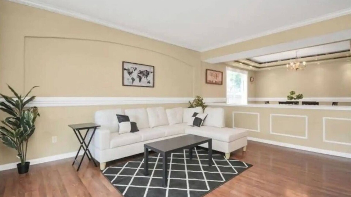 Mission Bend House | Spacious Houston Home 5 Bedrooms 3.5 Bathrooms 12 beds perfect for large group