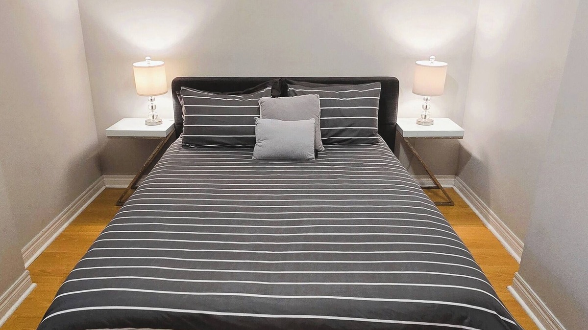 Lisgar Apartment | Spacious & Independent Unit with Full Kitchen