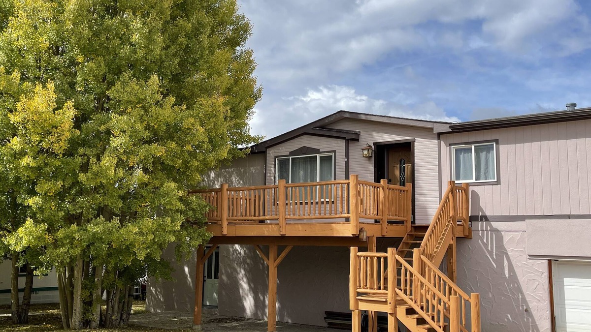 Leadville House | Spacious Leadville Mountain Retreat with Breathtaking Views - No Pets Allowed
