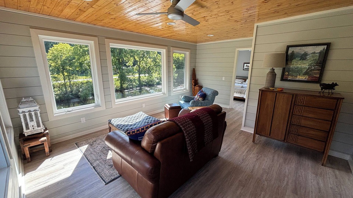 Cullowhee Condo | Spacious, Light Filled Apt. - Nestled along the Tuckasegee River, 2 Mi. from WCU