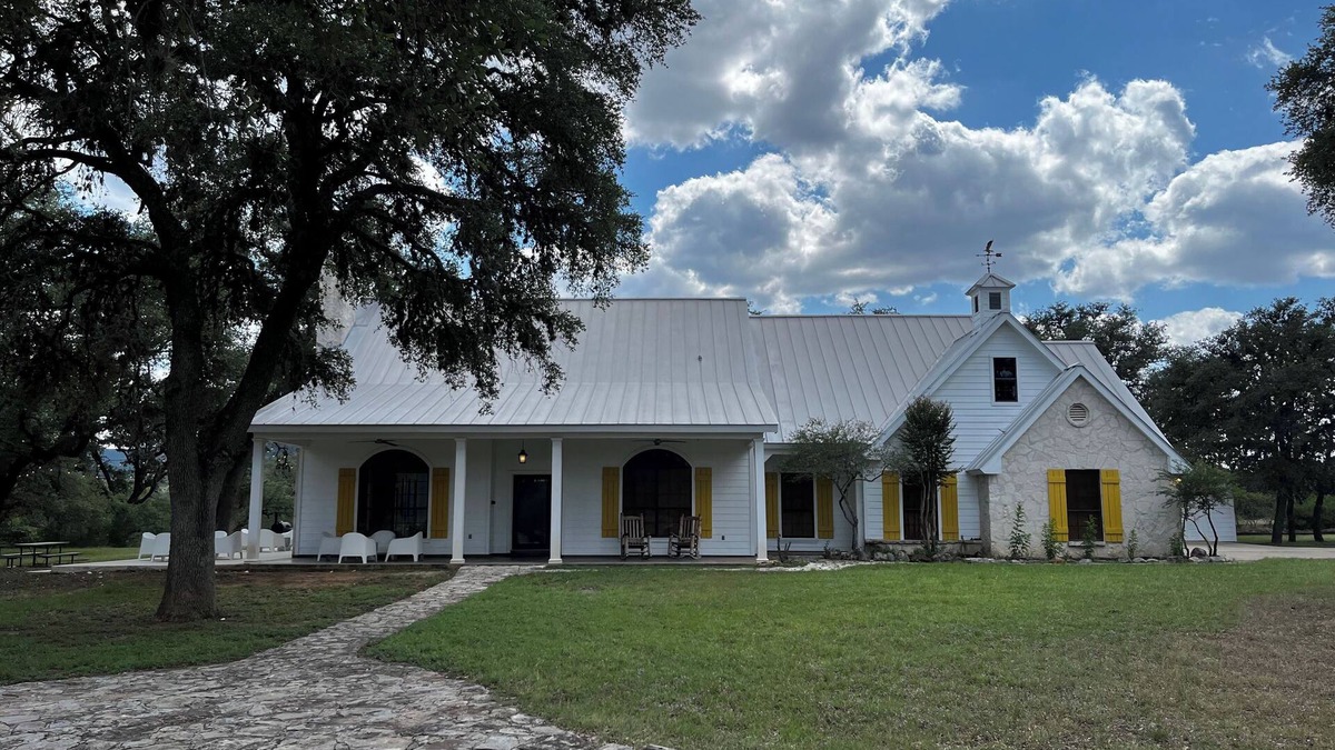 Rio Frio House | Spacious Luxury house on 60 acres with Frio River Access, Near Garner State Park