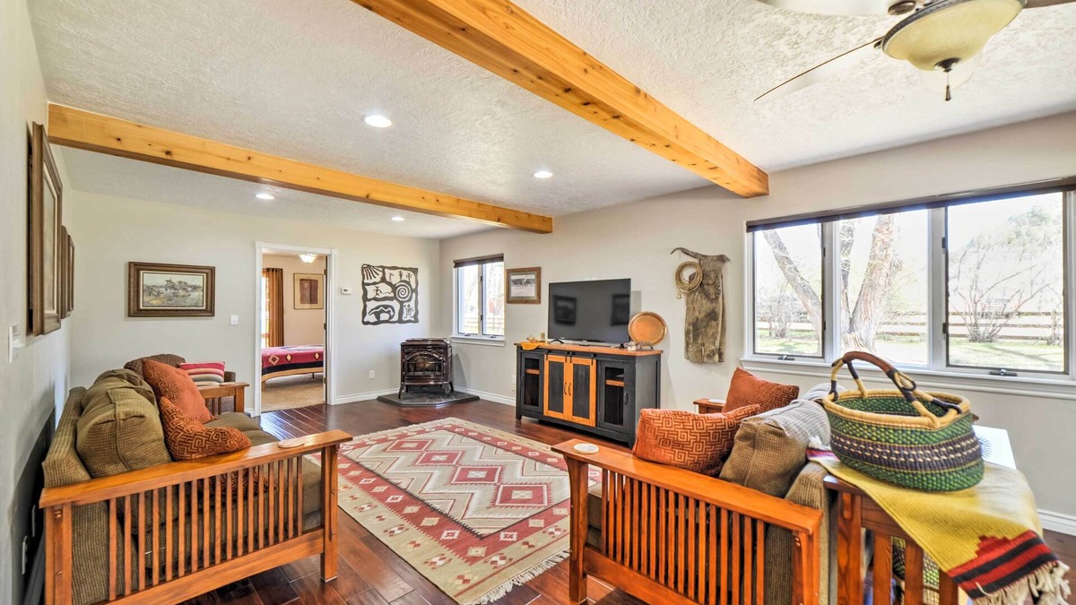Mancos House | Spacious Mancos Home w/Furnished Deck & Yard!