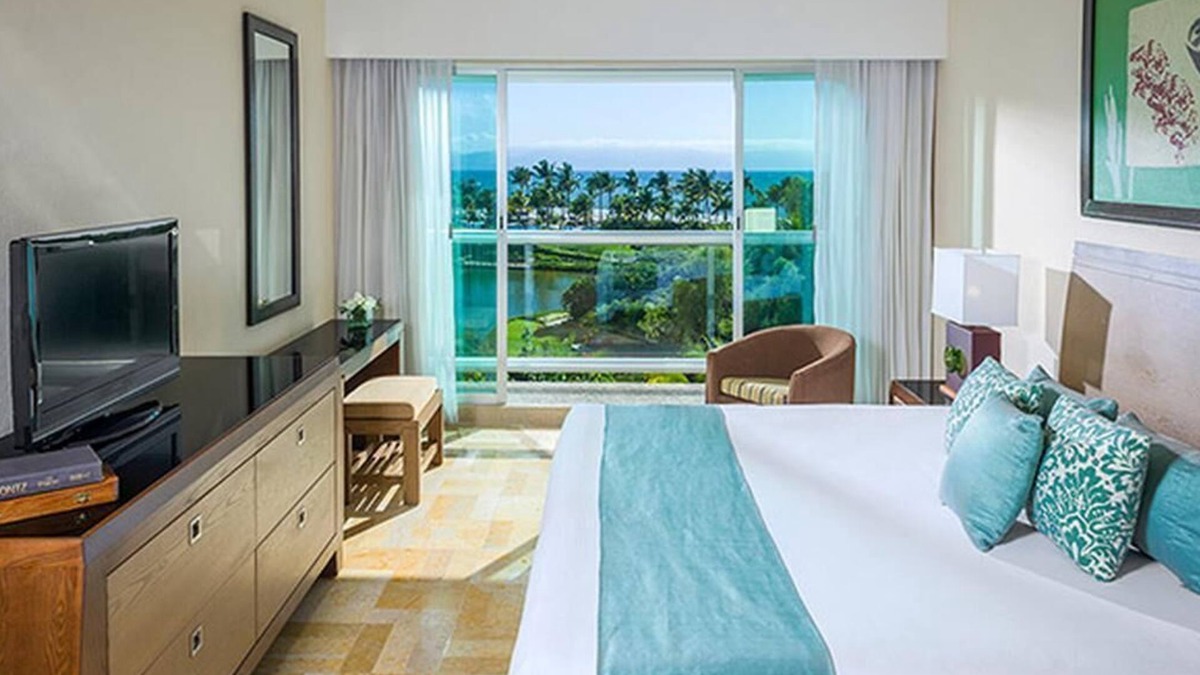 Playa Diamante Resort | Spacious Mayan Palace Two Bedroom Suite – Family-Friendly Acapulco Escape