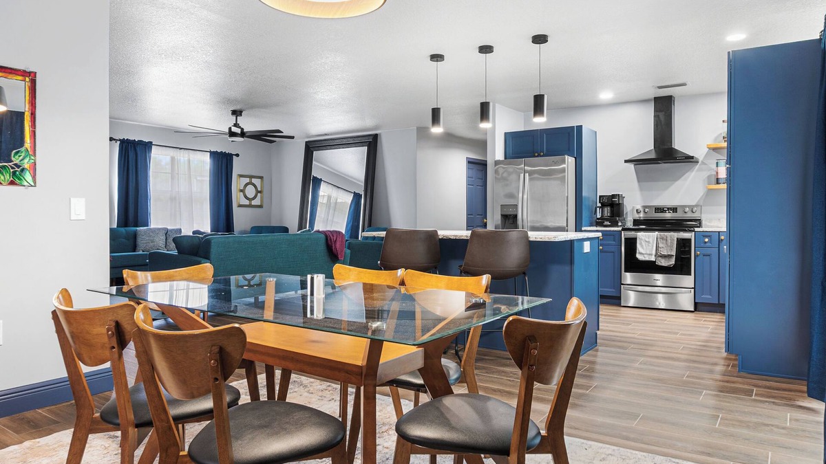 Crystal River House | Spacious Mid-Century Modern Retreat near Spring