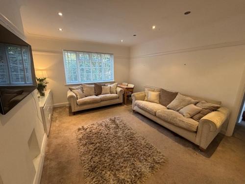 Thorpe Satchville Apartment | Spacious, modern 2 bedroom flat Stoneygate