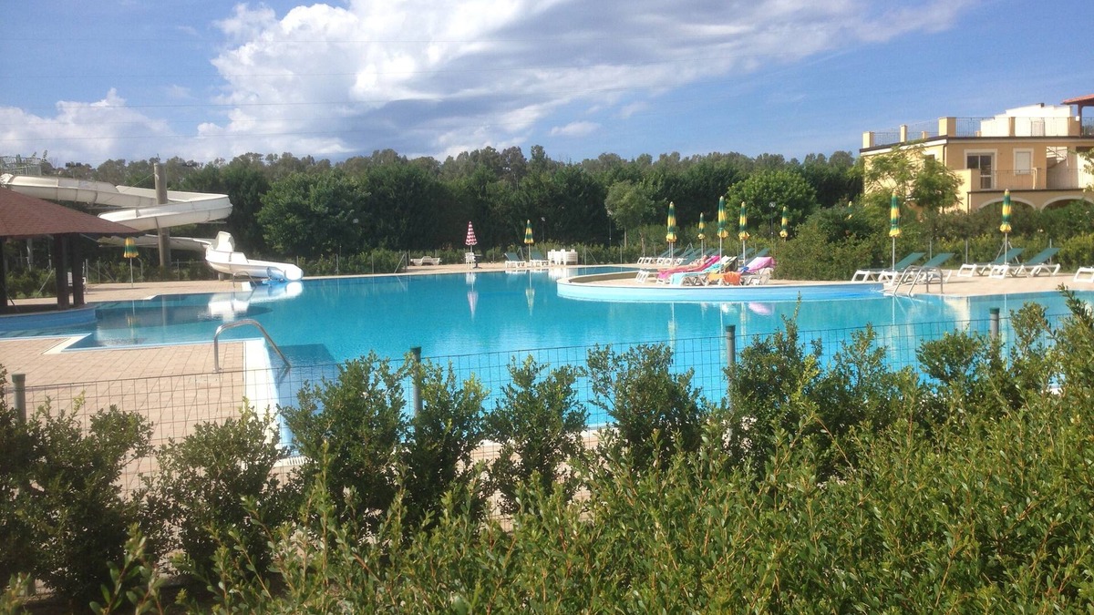Pizzo Apartment | Spacious, modern ground floor apartment, private patio and garden, mosquito nets