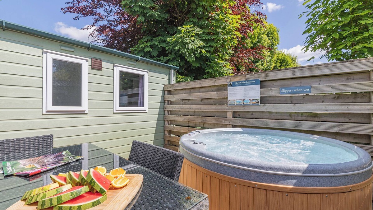 Longnor House | Spacious modern one-bedroom caravan exclusively for two adults with hot tub.
