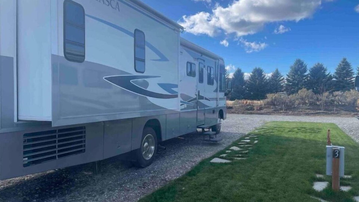Carey House | Spacious Motorhome