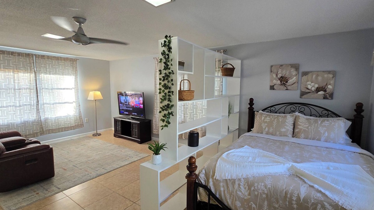 Mount Dora House | Spacious Mount Dora home w/suite & backyard oasis