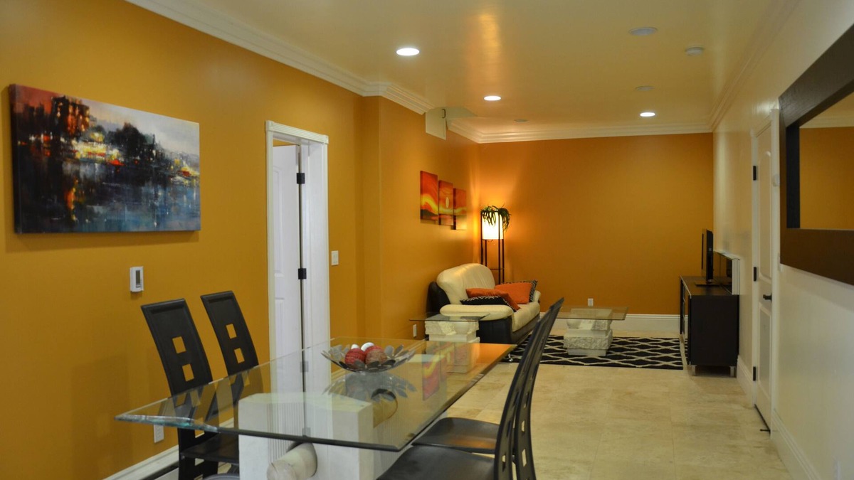 Mountain View Apartment | Spacious Mountain View 1B/1B In-law Suite
