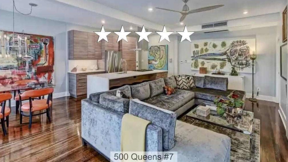 Cherry Condo | Spacious Myers Park 2BR King Condo | Sunroom