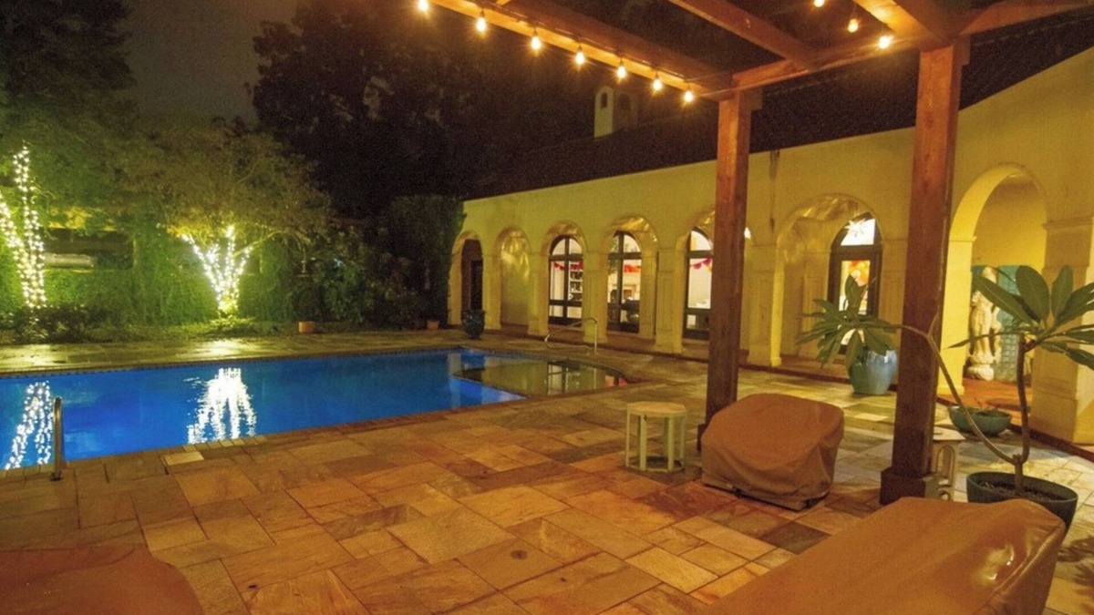 Brentwood House | Spacious Nashville Estate: Groups, Outdoor Areas, Pool, Hot Tub, Near DWTN, 5BR