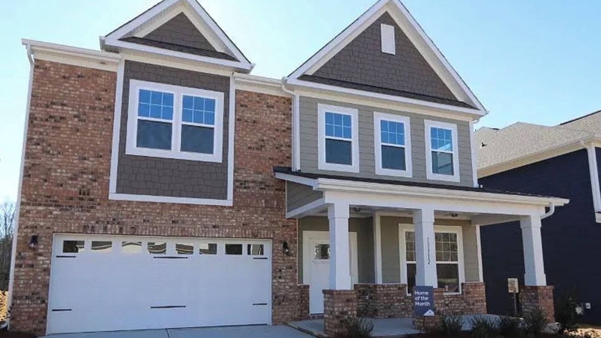 Steele Creek House | Spacious New Build Family House in Charlotte 10 Minutes from Lake Wylie