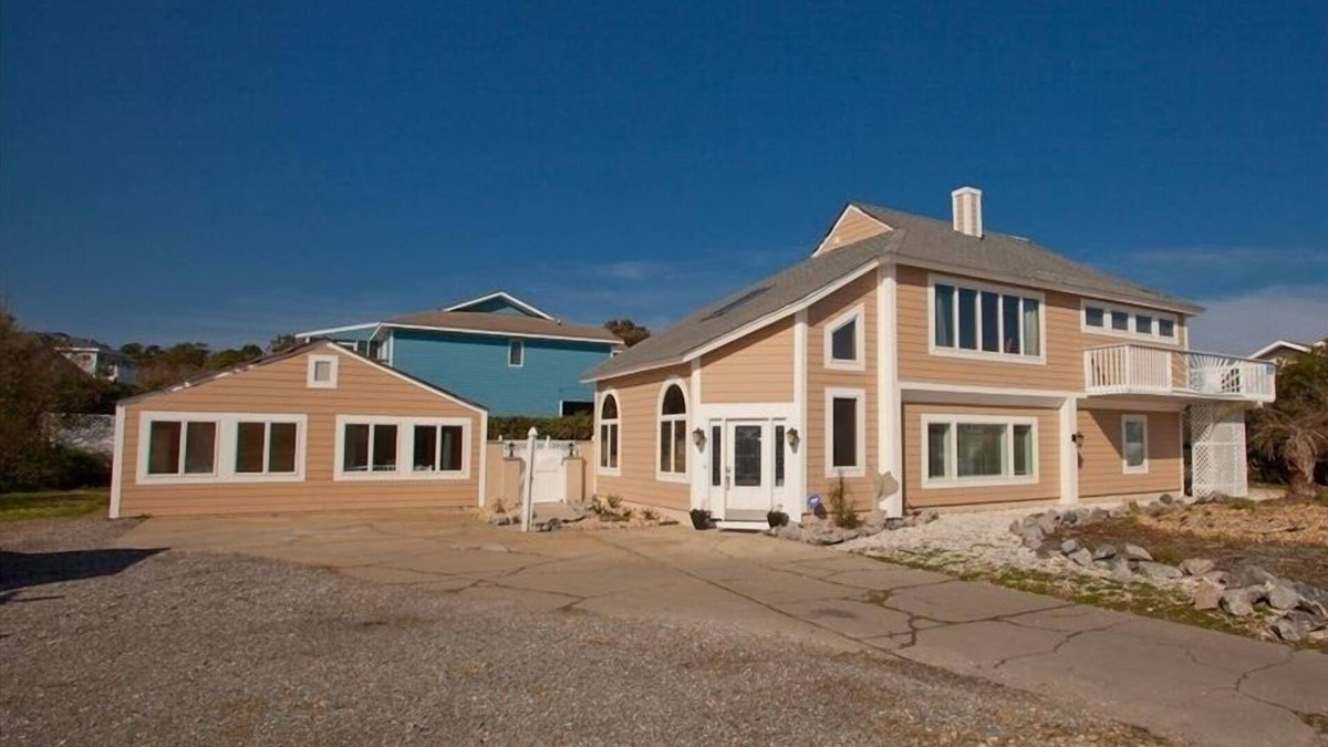 Sandbridge House | Spacious Oceanview Home with Separate Guest Cottage, Pool with cabana, Hot Tub