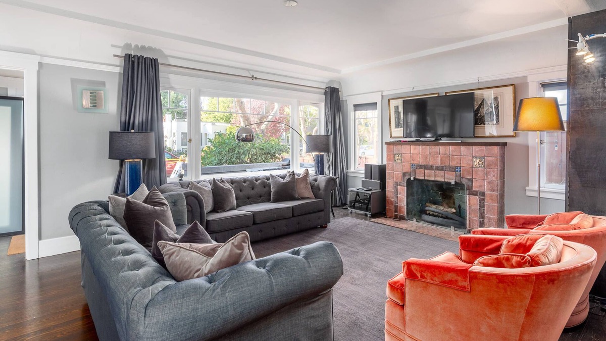 Community Center House | Spacious Palo Alto Home Near Downtown & Stanford