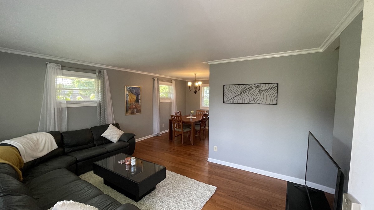 Worthington Apartment | Spacious, pet friendly, 2BR APT - 10min from OSU Campus