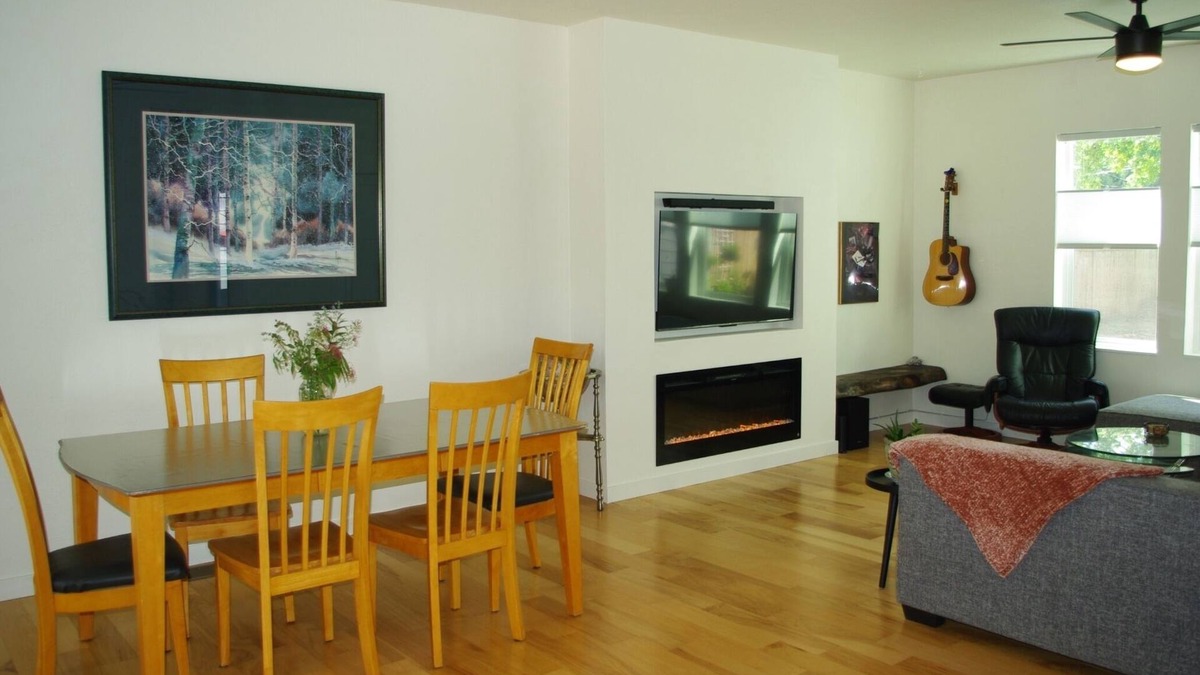 Depot Bench House | Spacious, pet friendly, renovated home w/many extras and a huge, fenced yard.