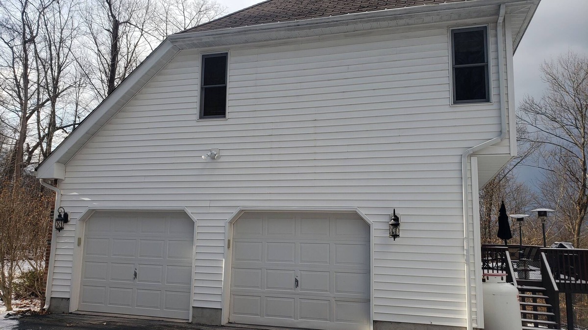 Stroudsburg House | Spacious Poconos Home Getaway🥂🍾🎉