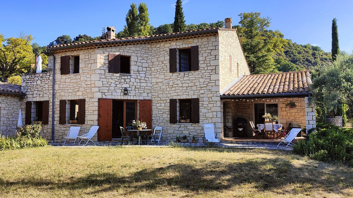 Montbrun-les-Bains House | Spacious Provencal house ideal for a stay with friends or family